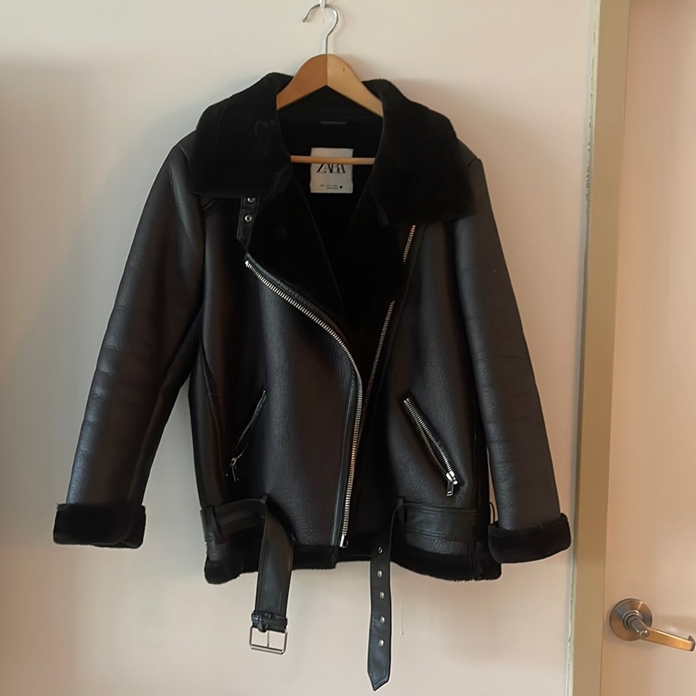 Zara Jacket size Large